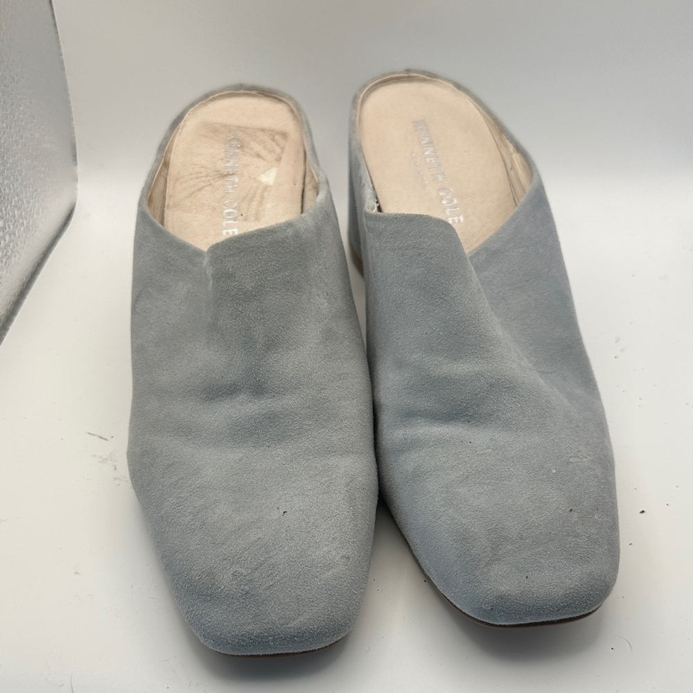 Kenneth Cole New York blue chunky heel 7.5